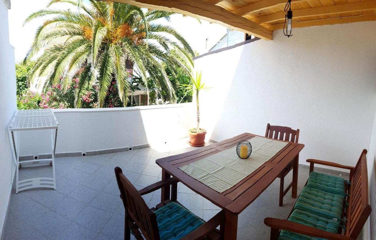 Apartmani Tina Jelsa  Exterior photo