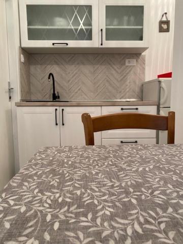 Apartmani Tina Jelsa  Exterior photo